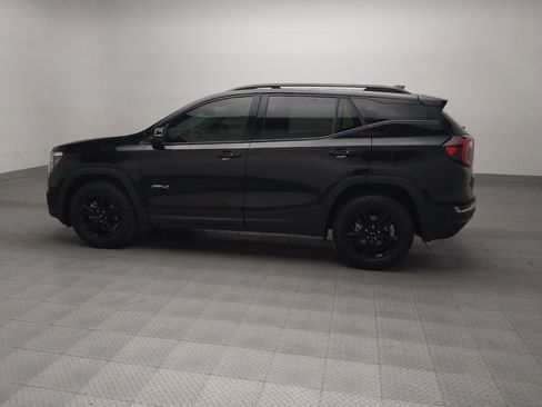 Used 2023 GMC Terrain AT4 image 3