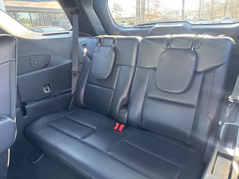 Used 2025 Ford Explorer ST-Line image 27