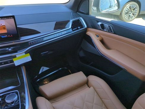 New 2026 BMW X5 xDrive40i w/ Climate Comfort Package image 15