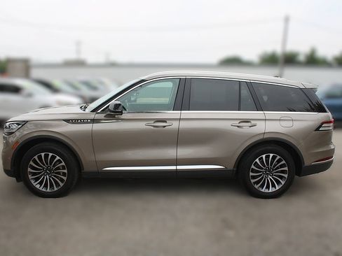 Used 2021 Lincoln Aviator Reserve w/ Equipment Group 201A AWD/4WD image 15