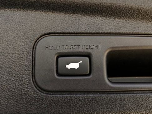 Used 2025 Acura MDX w/ Technology Package image 34