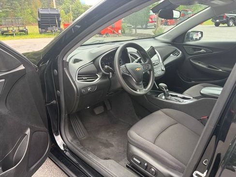 Used 2024 Chevrolet Malibu LT FWD image 8
