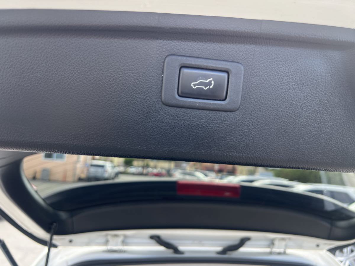 Used 2015 Subaru Outback 2.5i Limited AWD/4WD image 23