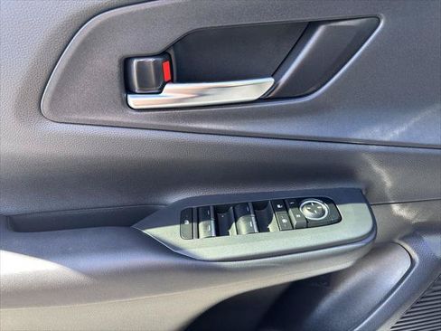 Certified 2024 Toyota Prius Prime FWD image 21