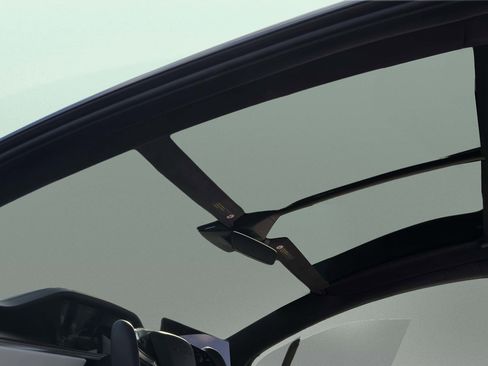 Used 2023 Tesla Model X image 21