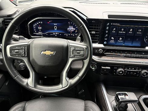 Used 2024 Chevrolet Silverado 1500 LTZ AWD/4WD image 14