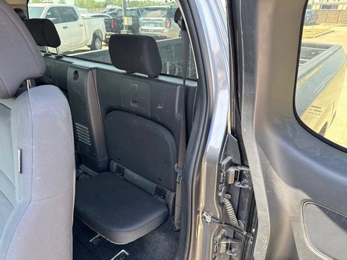 Used 2022 Nissan Frontier S w/ Technology Package AWD/4WD image 7