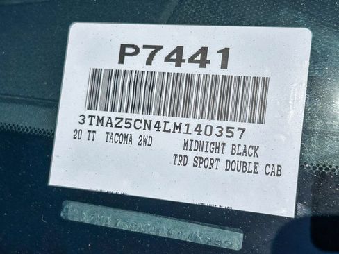 Used 2020 Toyota Tacoma TRD Sport w/ Technology Package RWD image 29