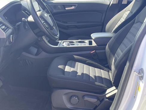 Used 2024 Ford Edge SE w/ Cargo Accessory Package image 16