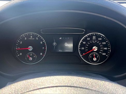 Used 2016 Kia Sorento AWD w/ LX Convenience Package image 20