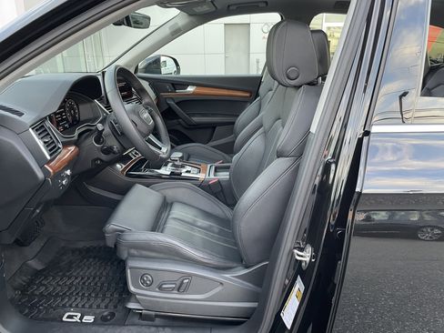 Used 2022 Audi Q5 2.0T Prestige w/ Prestige Package image 7