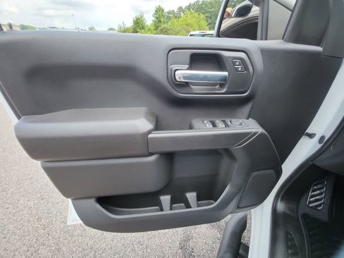 Certified 2025 Chevrolet Silverado 1500 Custom w/ Turbomax Blackout Package image 26