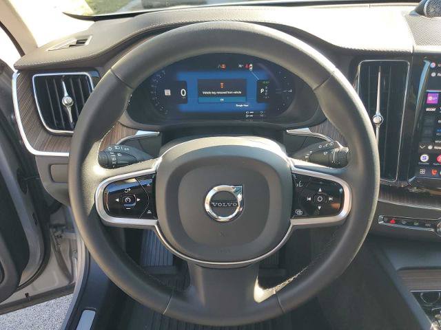 Used 2023 Volvo XC60 T8 Ultimate w/ Climate Package AWD/4WD image 25