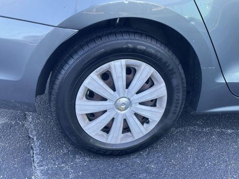 Used 2014 Volkswagen Jetta S image 7
