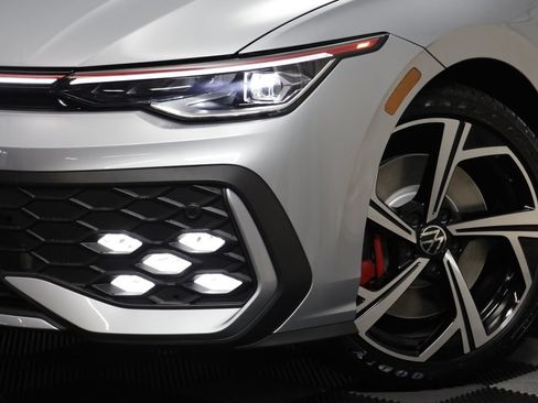 New 2026 Volkswagen GTI SE FWD image 4