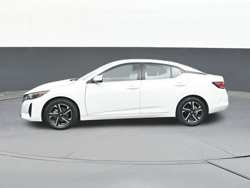 Used 2024 Nissan Sentra SV image 8