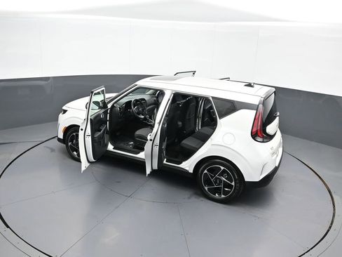Certified 2023 Kia Soul EX image 44