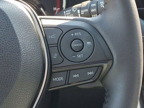 Used 2025 Toyota RAV4 XLE w/ Convenience Package AWD/4WD image 24
