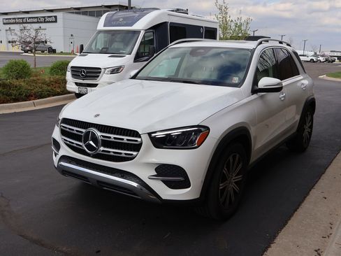 Used 2026 Mercedes-Benz GLE 350 4MATIC image 4