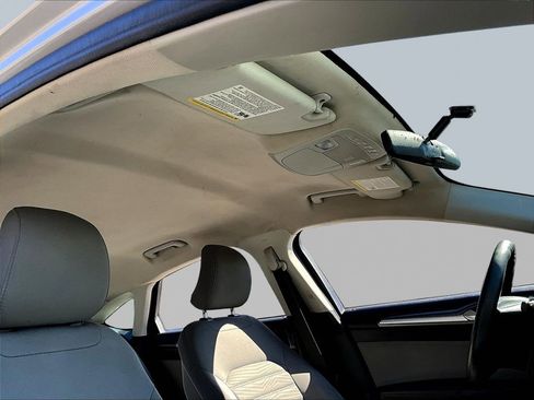 Used 2016 Ford Fusion S image 19