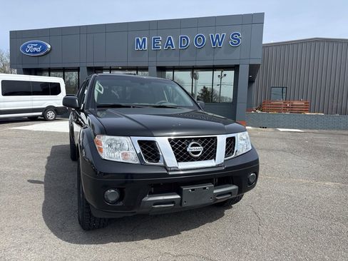 Used 2017 Nissan Frontier SV image 5