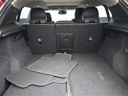 Used 2023 Volvo XC40 B5 Plus w/ Driver Assist Package image 30