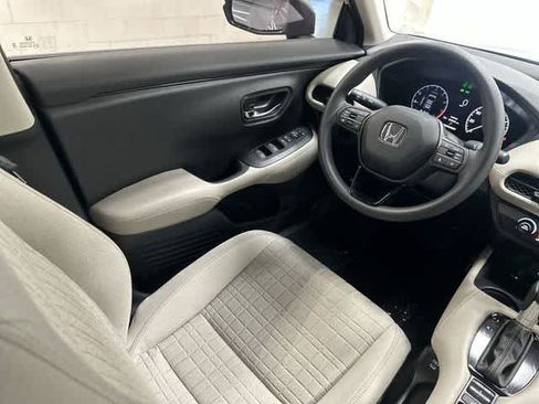 New 2026 Honda HR-V LX image 12