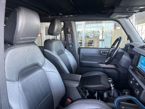 Used 2021 Ford Bronco Black Diamond image 30