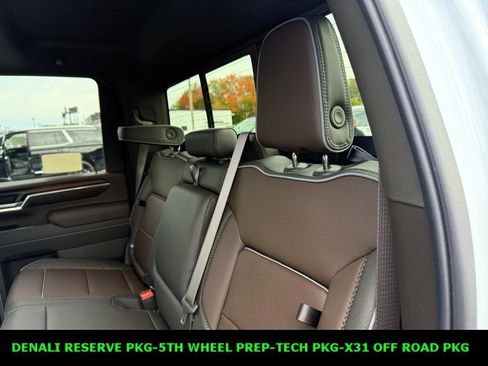 New 2026 GMC Sierra 3500 Denali w/ Denali Reserve Package image 7