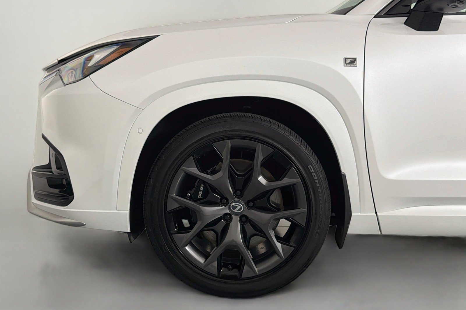 Used 2026 Lexus TX 500h AWD w/ Technology Package image 10