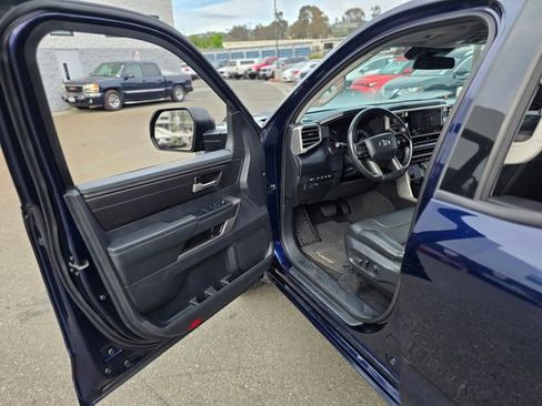Used 2022 Toyota Tundra SR5 w/ SR5 Premium Package image 38