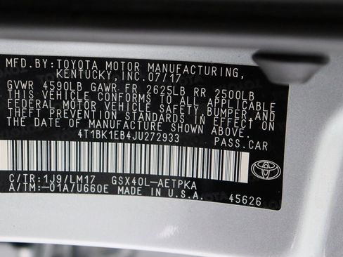 Used 2018 Toyota Avalon Limited image 45