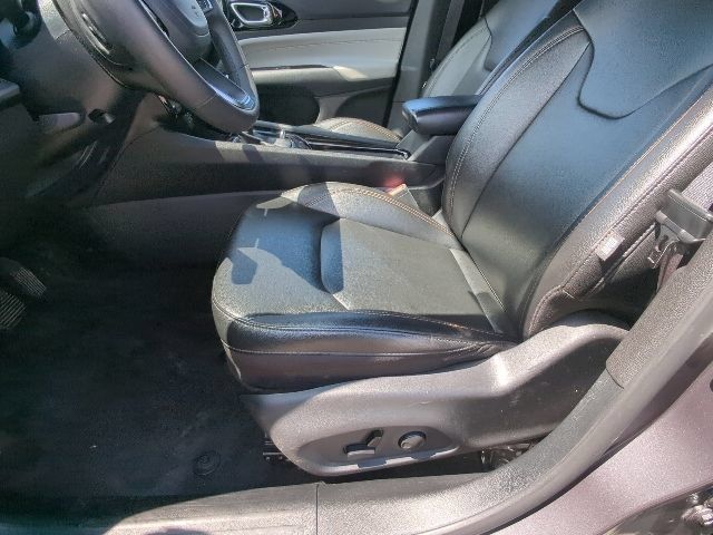 Used 2024 Jeep Compass Limited AWD/4WD image 10