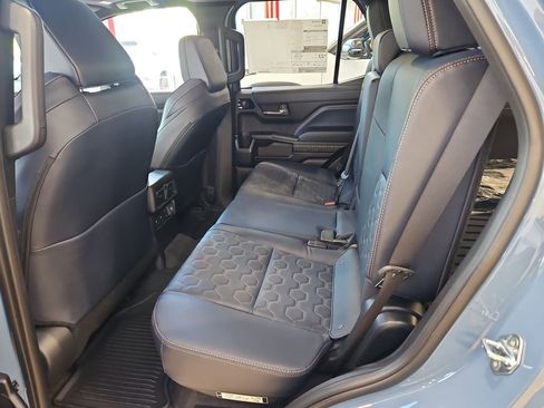 New 2026 Toyota 4Runner Platinum AWD/4WD image 22
