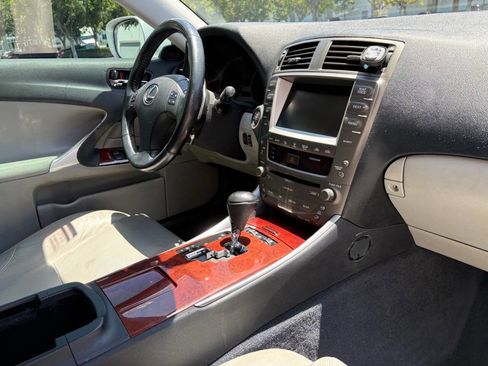 Used 2008 Lexus IS 250 RWD image 9