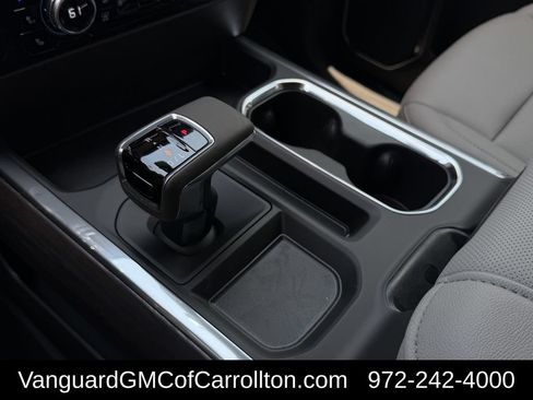 New 2026 GMC Sierra 1500 SLT AWD/4WD image 15