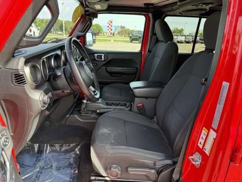 Used 2018 Jeep Wrangler Unlimited Sport S AWD/4WD image 11