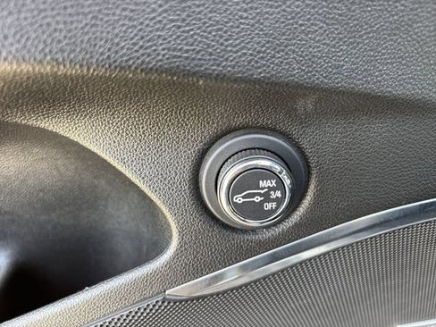 Used 2024 Buick Enclave Premium image 26