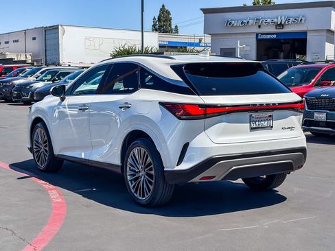 Used 2024 Lexus RX 450h AWD w/ Convenience Package image 2