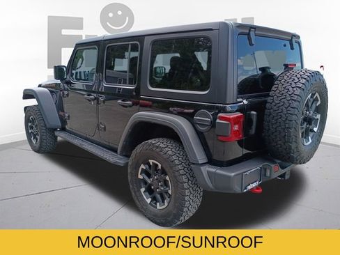 Used 2024 Jeep Wrangler Unlimited Rubicon AWD/4WD image 7
