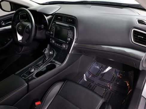 Used 2023 Nissan Maxima SV w/ Floor Mat Group image 31