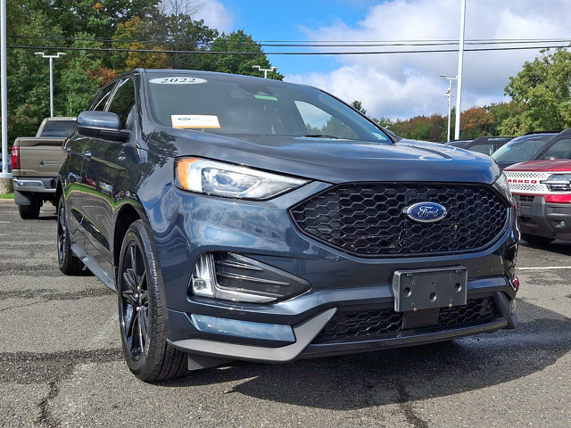 Certified 2022 Ford Edge ST-Line AWD/4WD image 2