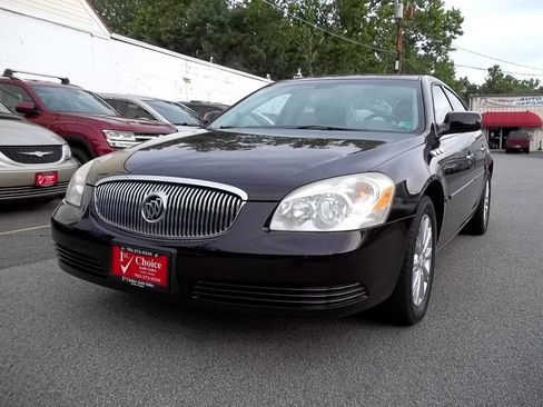 Used 2009 Buick Lucerne CX image 1