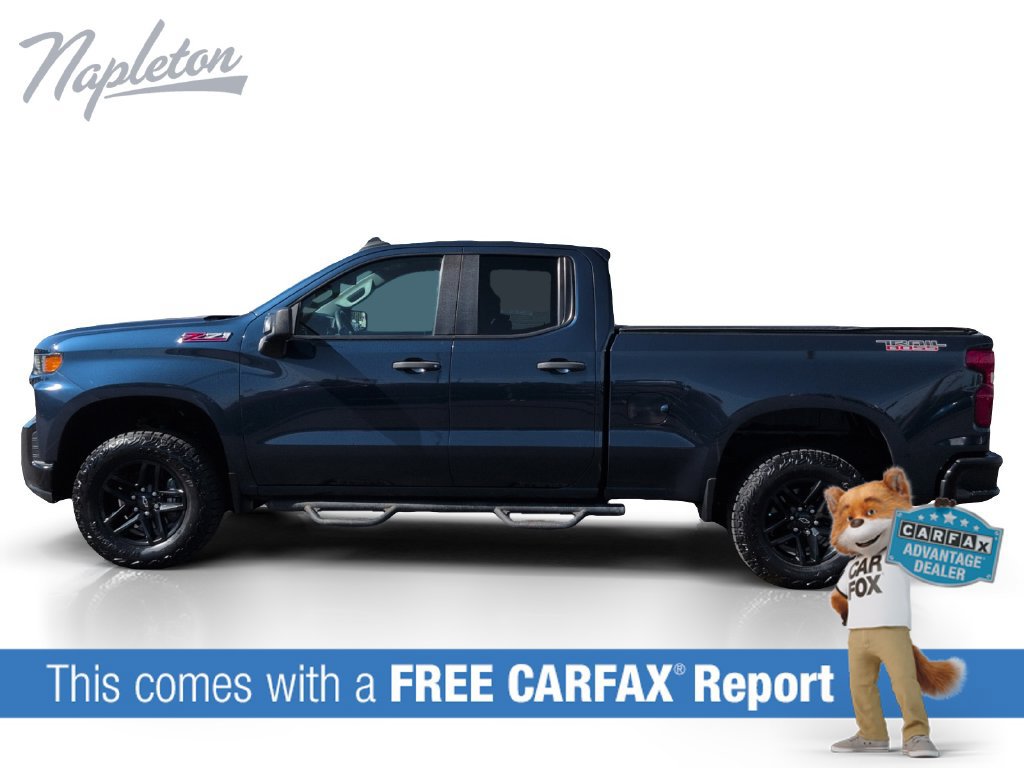 Used 2020 Chevrolet Silverado 1500 Custom Trail Boss w/ Custom Convenience Package AWD/4WD image 2