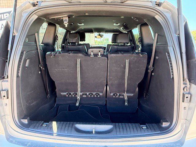 Certified 2025 Chrysler Pacifica Select FWD image 13