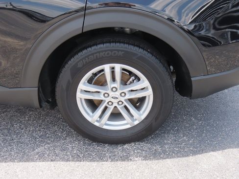 Certified 2023 Ford Explorer XLT w/ Equipment Group 202A RWD image 16