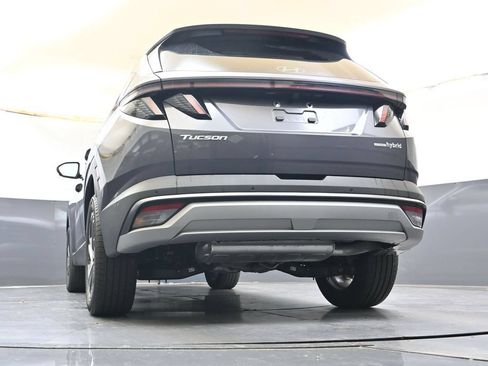 Certified 2025 Hyundai Tucson Limited AWD/4WD image 32