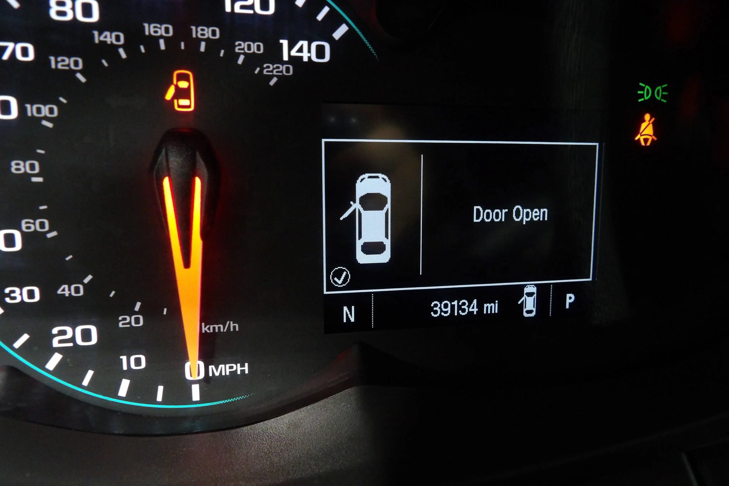 Used 2021 Chevrolet Trax LT w/ Driver Confidence Package FWD image 18