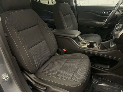 Used 2023 GMC Acadia SLE w/ Driver Convenience Package image 19