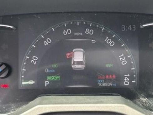 Used 2020 Toyota RAV4 XSE w/ XSE Grade Weather Package AWD/4WD image 2